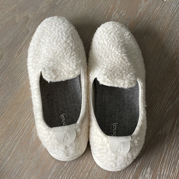 All birds slip on shoes, size 9, new - Picture 2 of 6